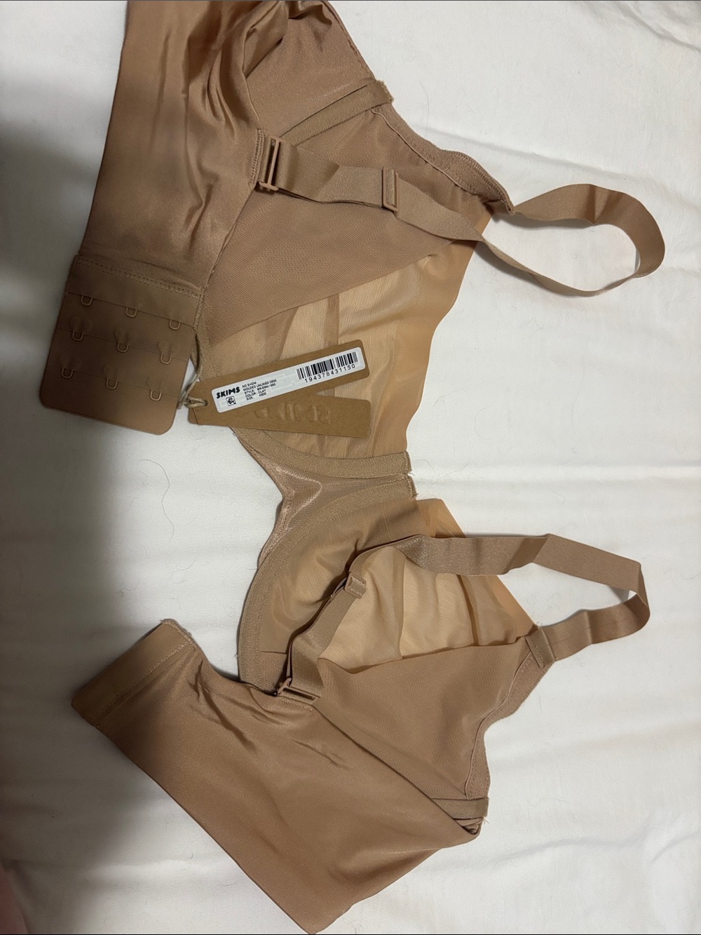 SKIMS no show unlined Demi bra - Picture 3 of 3
